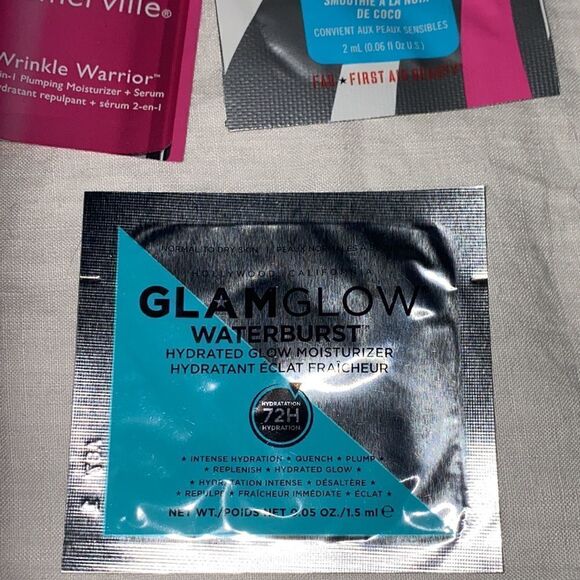 ASSORTED BEAUTY SAMPLES-Lot of 7 - Picture 8 of 8